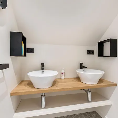Βίλα Big Modern And Bright Near Coast Koksijde
